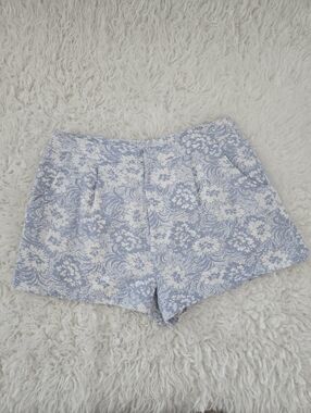 Sage the Label Summer Shorts blue and white floral/jacquard pattern. Size Large.
